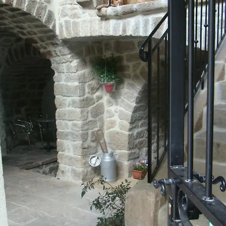 La Castanea De Charme Hébergement de vacances Sanilhac (Ardeche)